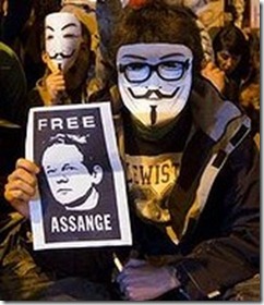 julian assange protests arrests london