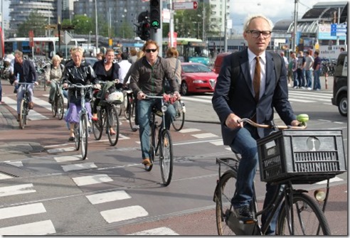 biking in cycle city